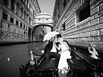 gondola-wedding