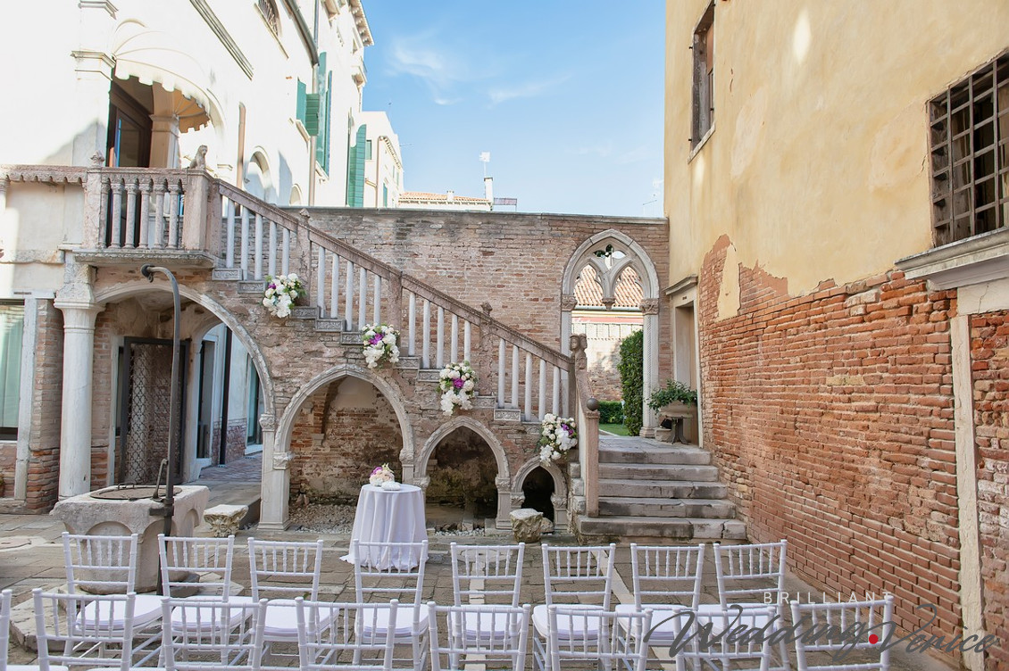 Cérémonie et réception de mariage dans un palais vénitien historique